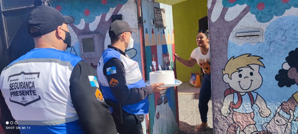 RJ: Bolo de aniversário de criança de 1 ano é furtado em dia de festa